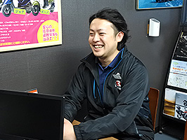 スタッフ